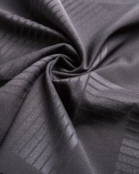 Quas partes agit stamen et subtemen in altiore structura textili?